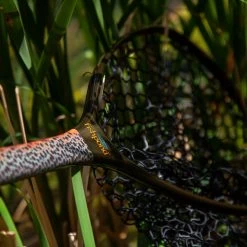 Nets Fishpond Nomad Mid Length Net - Slab Brown Trout 22 Nets Fishpond Nomad Mid Length Net - Slab Brown Trout