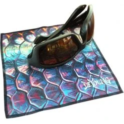 Gifts DeYoung Microfiber Cloth