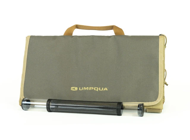 UMPQUA ZS2 TRAVELER FLY TYING KIT BAG OLIVE 8 UMPQUA ZS2 TRAVELER FLY TYING KIT BAG OLIVE