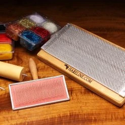 Hareline Blend Your Own Custom Dubbing Kit Tools